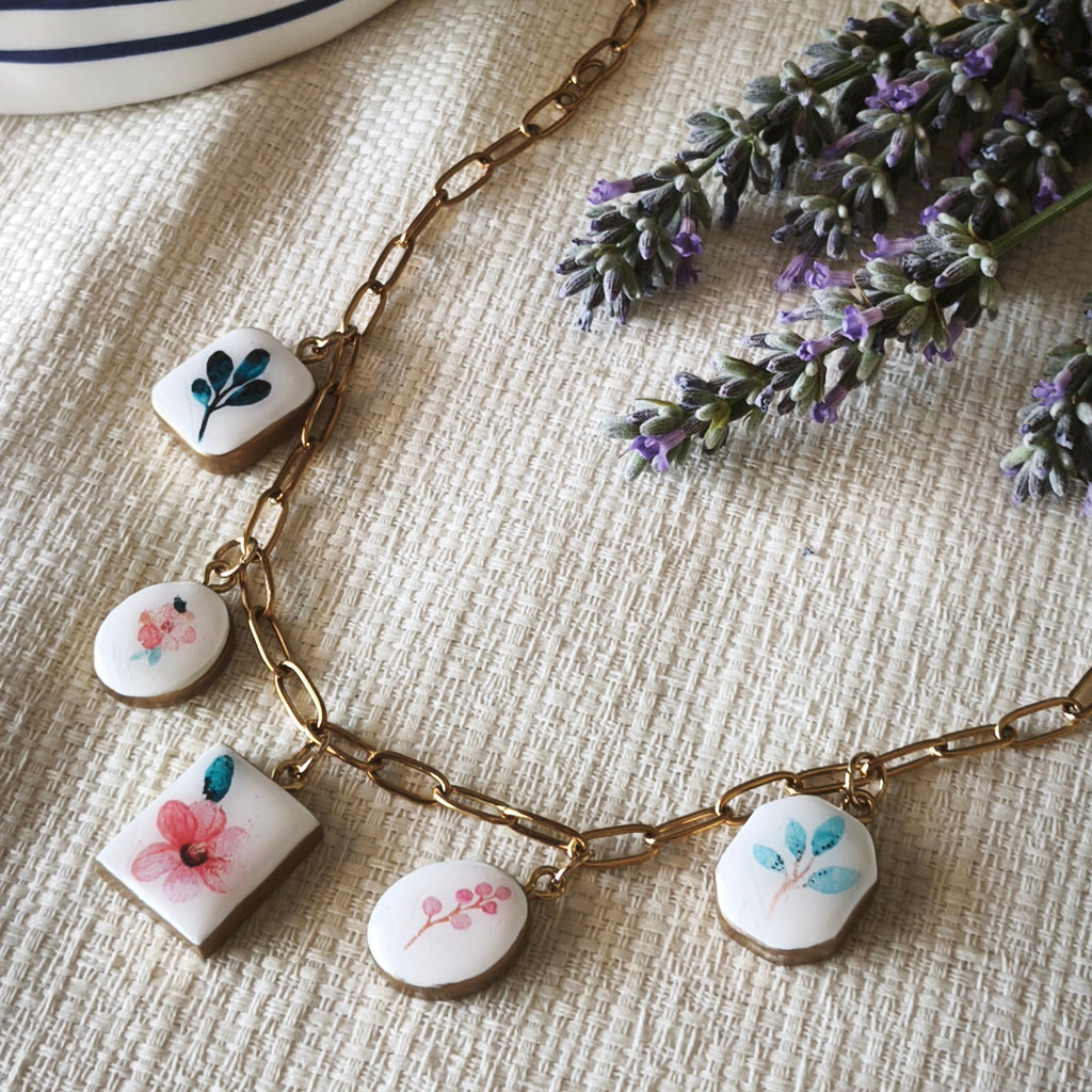Collar Colgantes de Flores